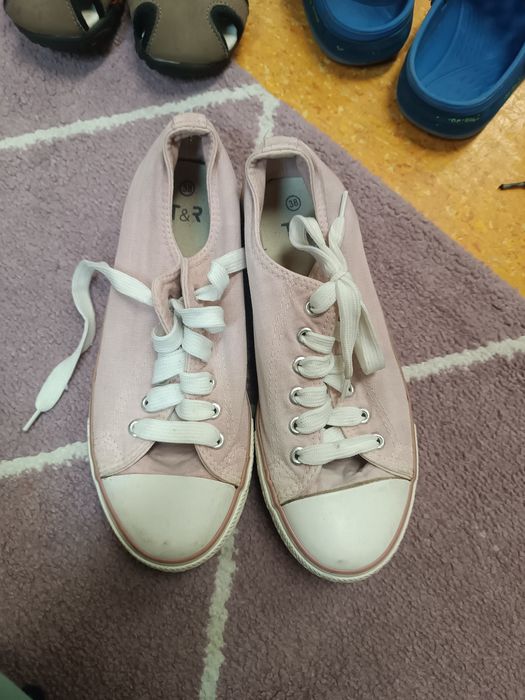 Adidasy trampki różowe 38 rozmiar