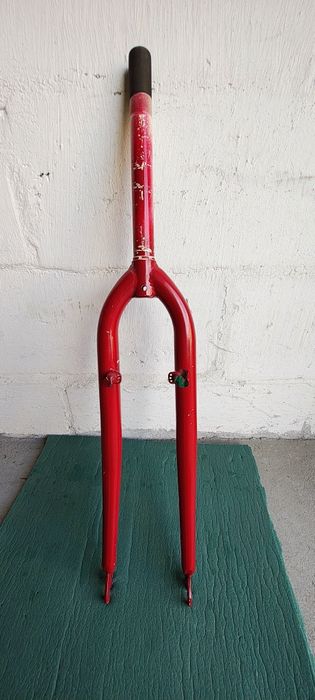 Widelec rowerowy 1" gwintowany, stalowy, z mocowaniami pod hamulce V-b