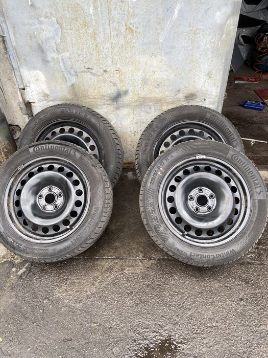 Продам комплект коліс R17  ,зима на авто гр. WAG