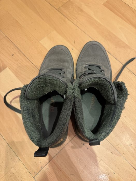 Демісезонні кросівки Puma 42,5р