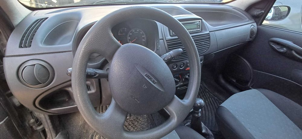 2003 Fiat Punto 1.2 60KM 188A4000 kolor 601 Silnik części
