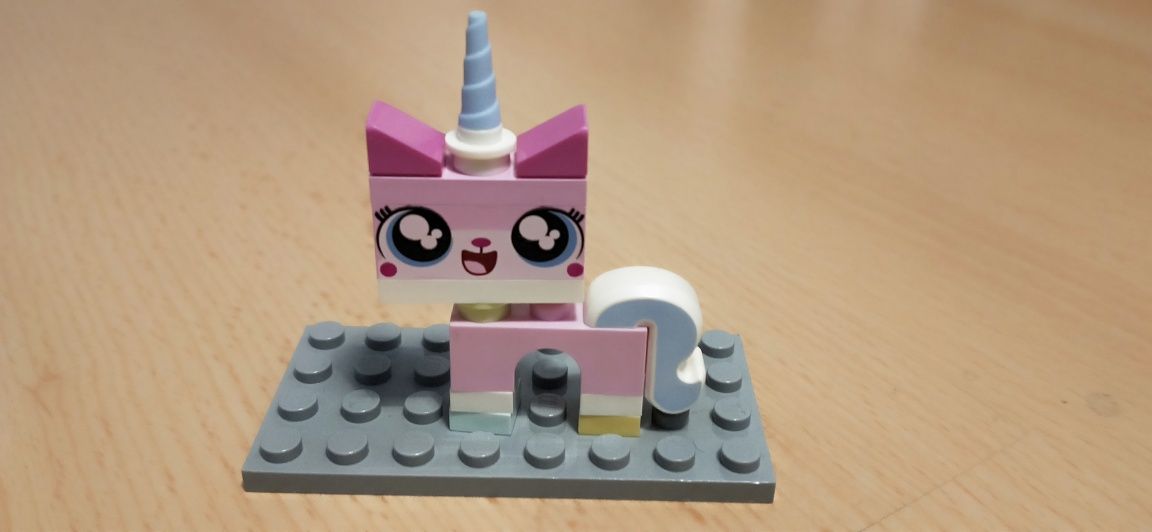 Kicia rożek seria kolekcjonerska Lego przygoda 2