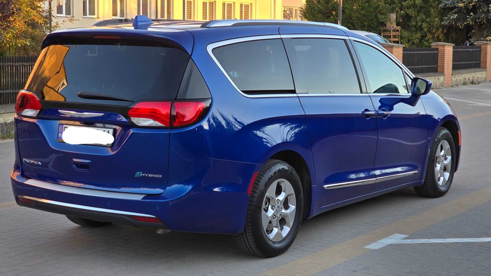 e-Hybrid Plug-In Czujniki parkowania grzane fotele ParkSens CzytajOpis