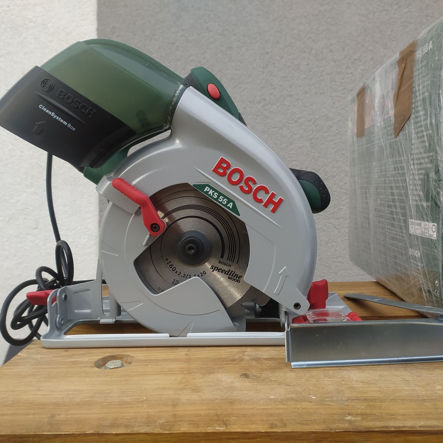 Bosch PKS 55A piła tarczowa 1200W. Super stan