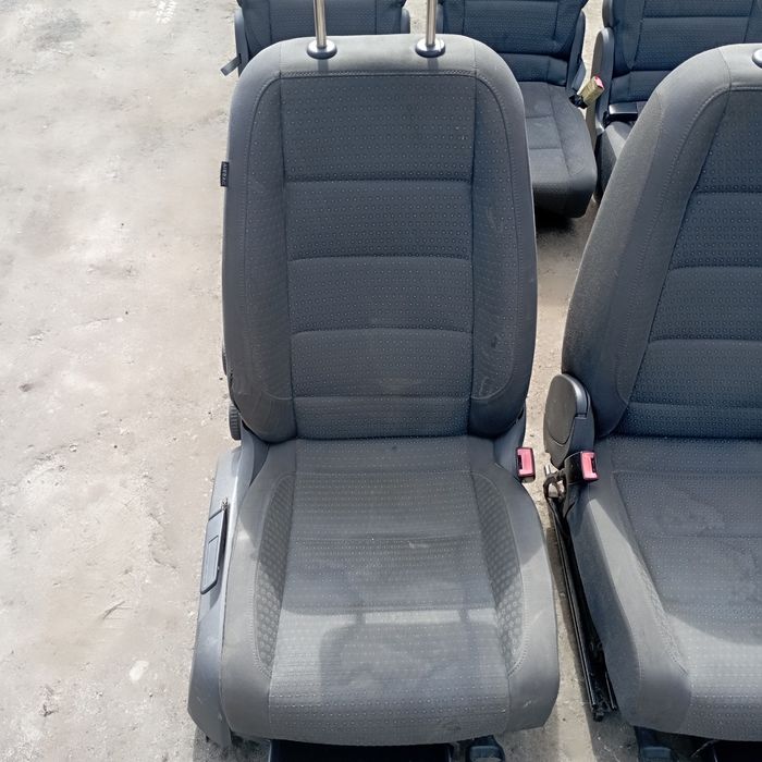Автокрісла сидіння VW Touran Фольцваген Туран