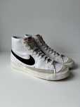 Nike blazer mid 77