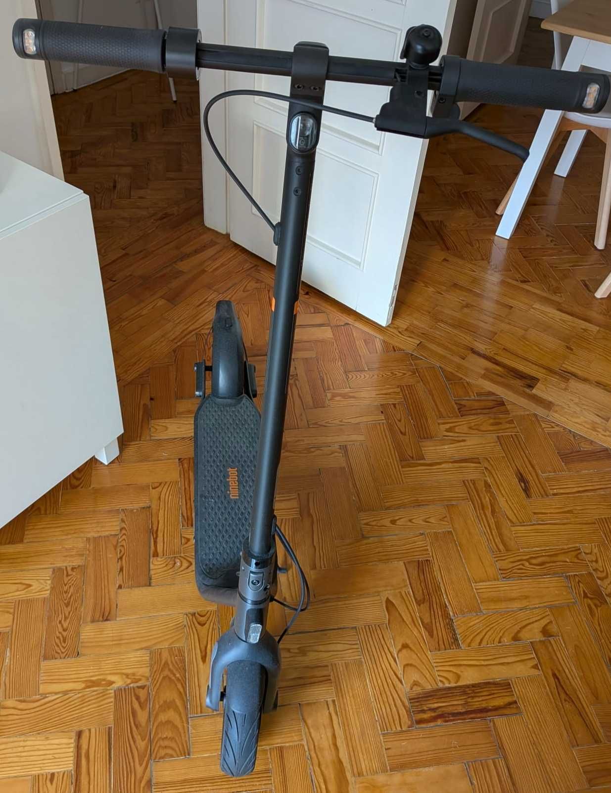 Trotinete eléctrica como nova