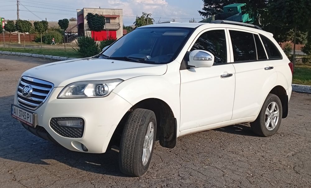 Продам Lifan X60.