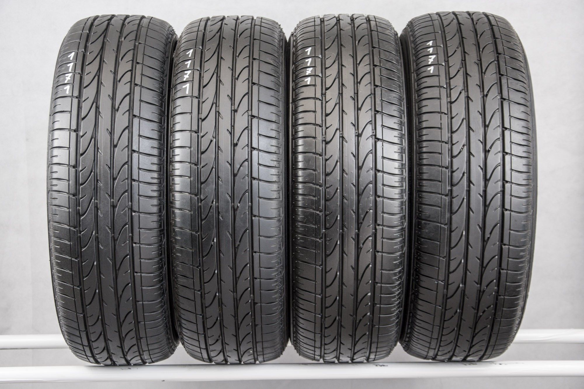 Opony 215/60R17 lato 215/60/17 BRIDGESTONE (osobowe) OU11171