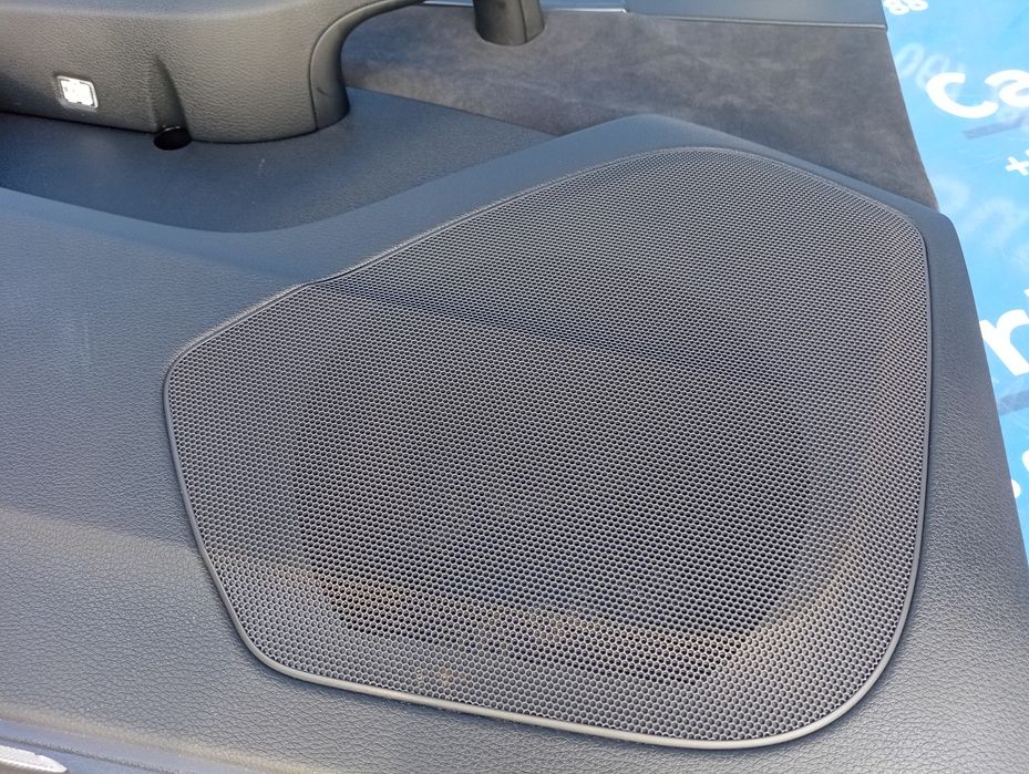 Обшивка (карта) двері передньої лівої Audi Q7 4M Ауді Кю7 4М