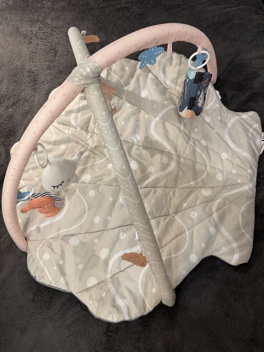 Розвиваючий килим для малюка