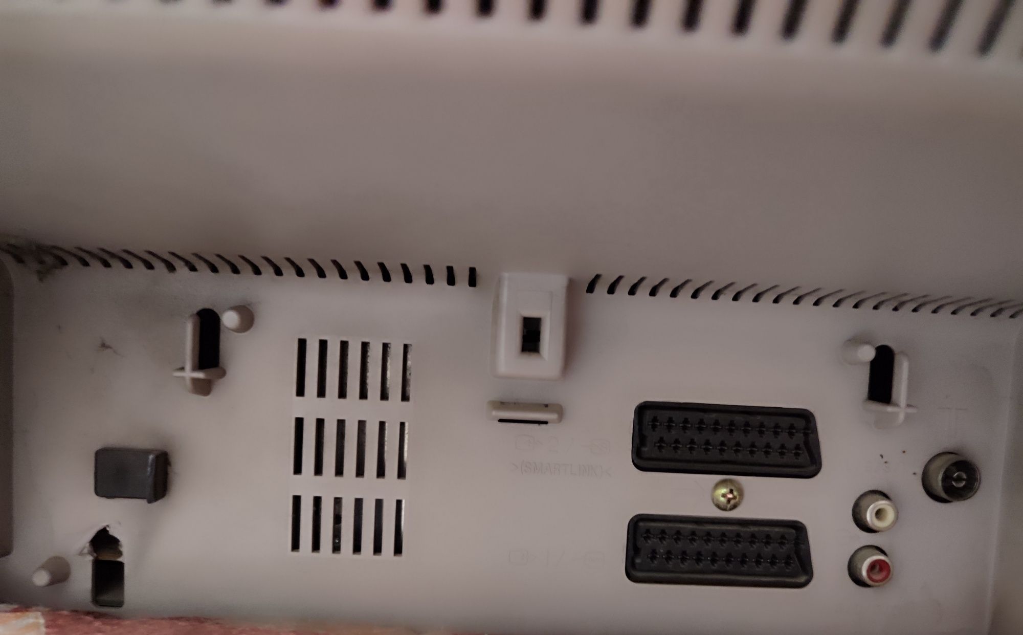 Продається робочий телевізор Sony KV-21LS30K в М. ЛУЦЬКУ