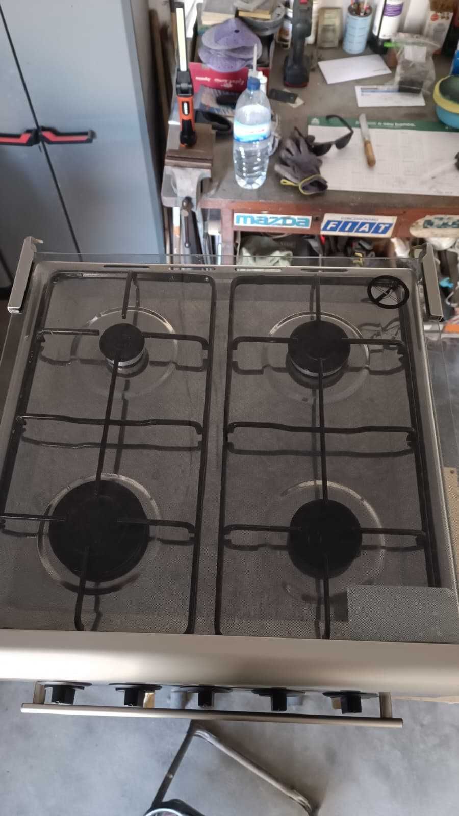 Fogão e forno Meireles