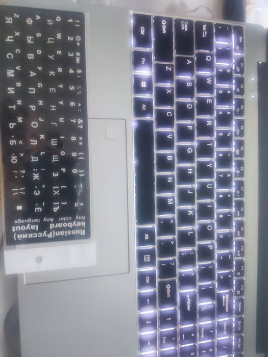 YEPO 15.6 Win 11 Pro HD 2k Intel core i7 1065G7  32/1Tb