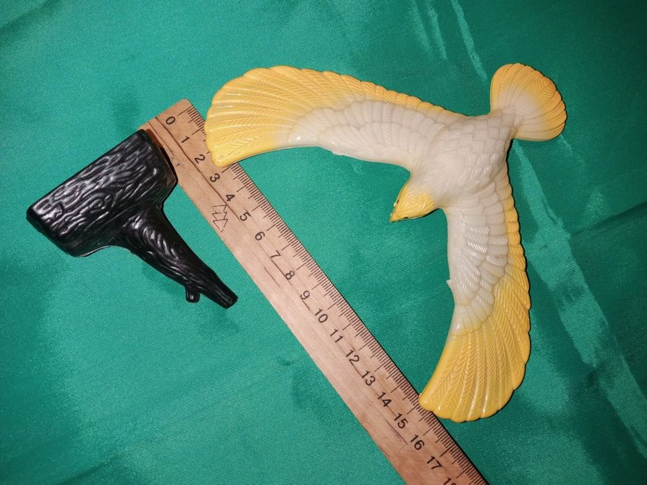 Балансирующая птица парящий орёл