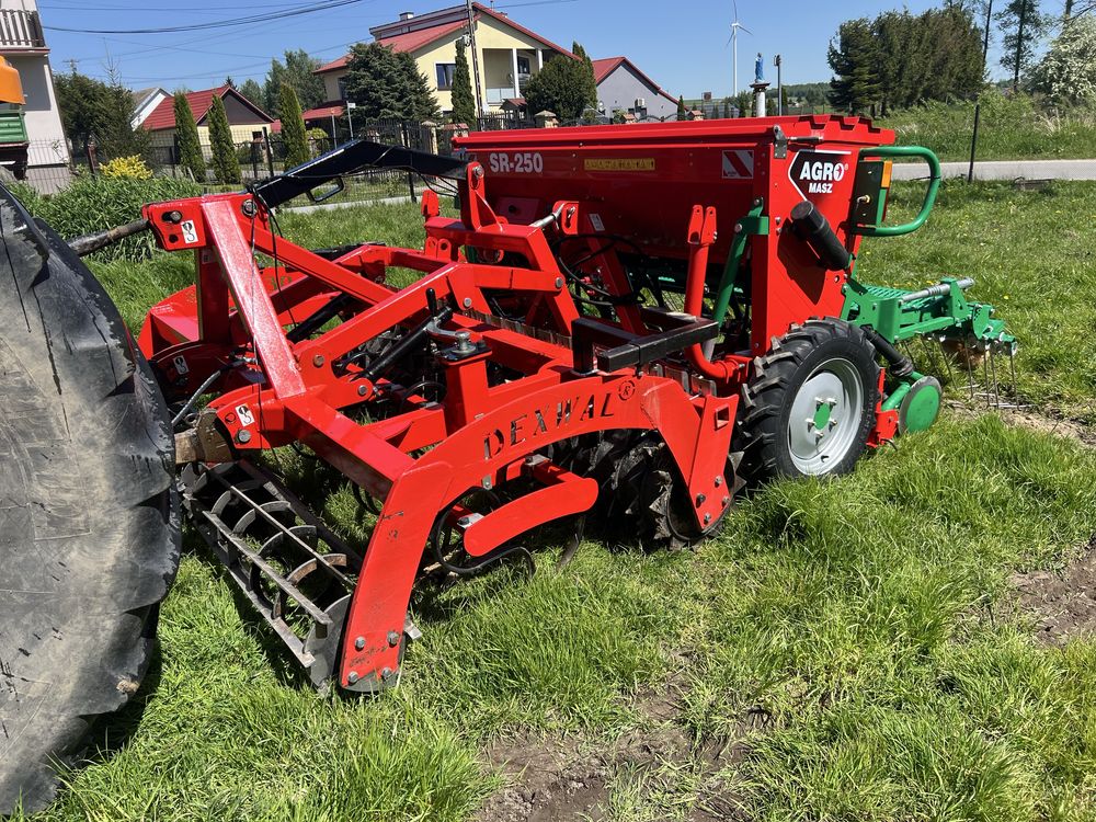 Zestaw uprawowo- siewny Agro-Masz agregt siewnik