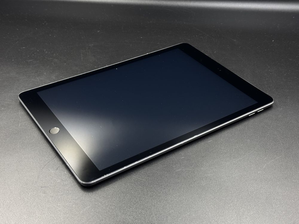 iPad 7. gen. 32GB (A2197) - faktura VAT 23%
