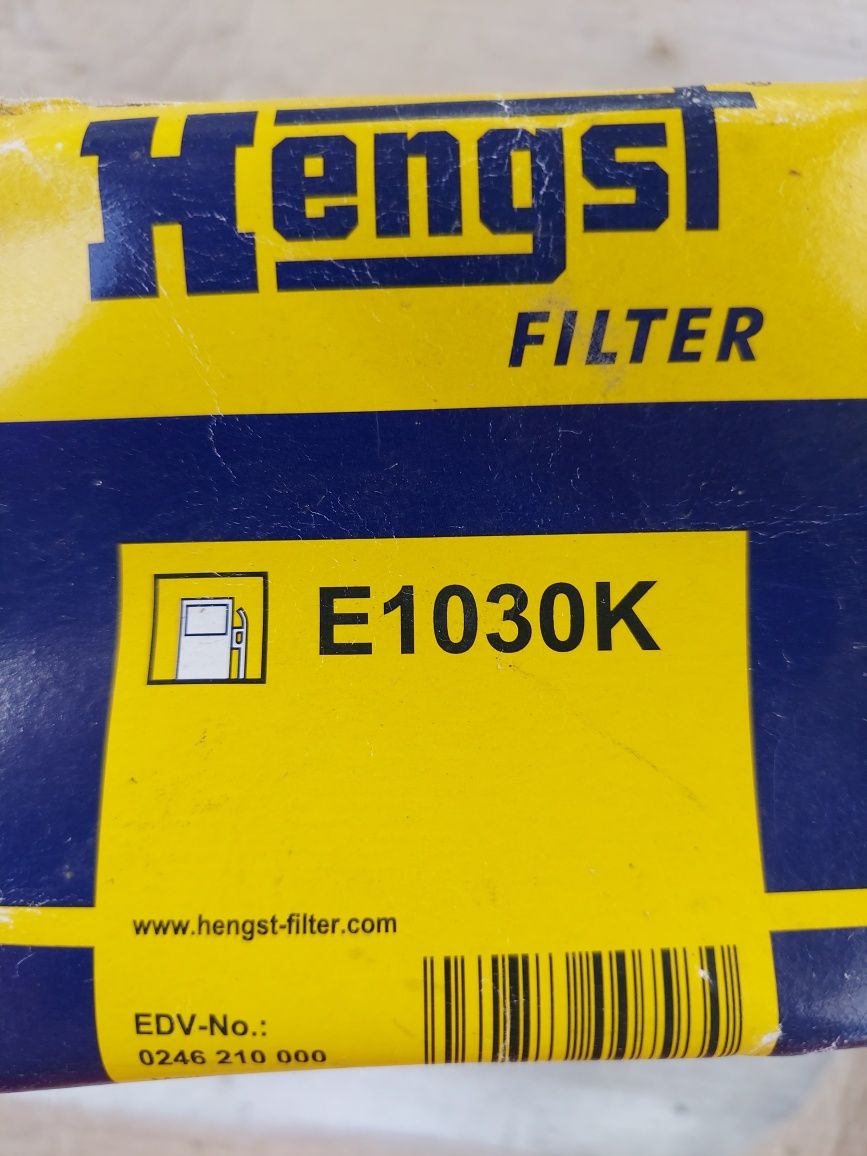 Паливний фільтр HENGST FILTER E1030K
