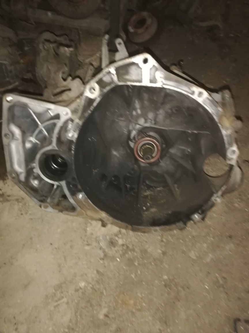 КПП Nissan X-Trail T30