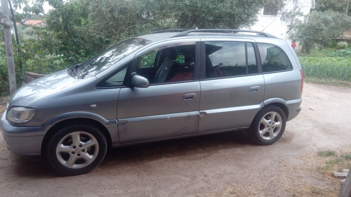 Opel Zafira A 2.0 dti 2004 7Lugares, negociável