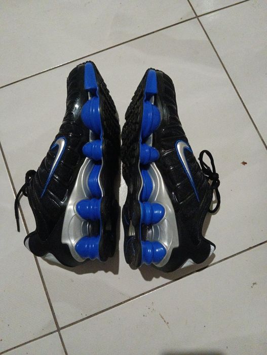 Кроси Nike shox .