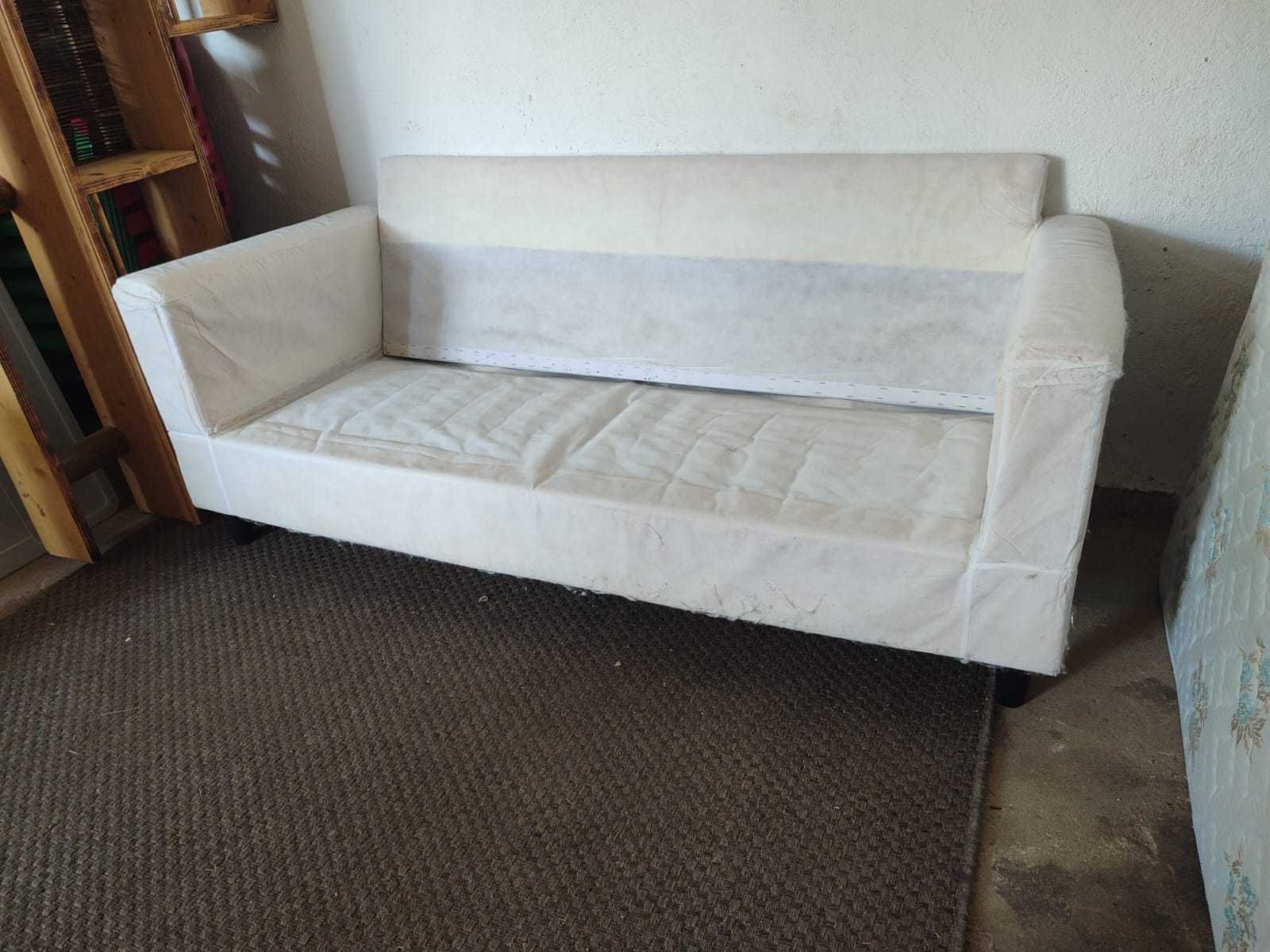Sofá IKEA sem capa