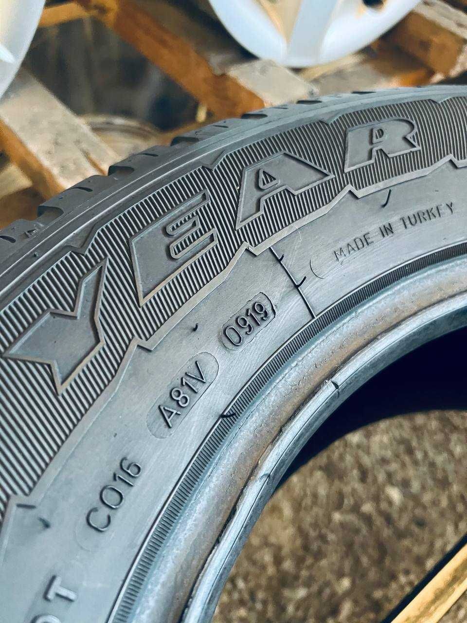 Шини Резина Літні 215 65 15C Goodyear Marathon [16-19] 2шт