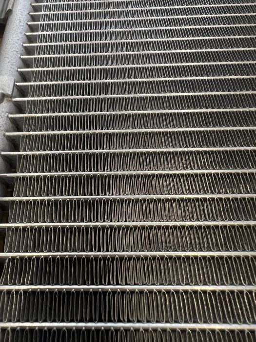 Радіатор кондиціонера Audi Q5