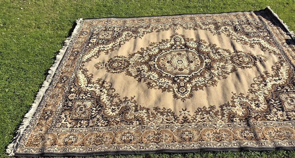 dywan 2 x 3 m, w dobrym stanie oddam za darmo