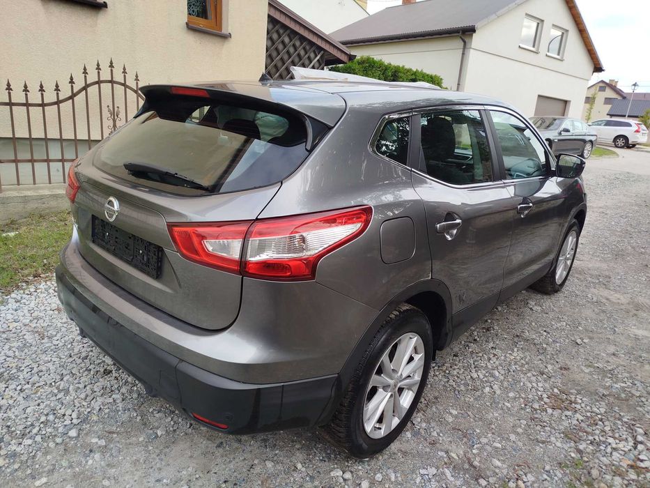 Nissan Qashqai 1,6 automat