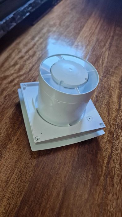 2 Exaustores Silent Dual 300 da S&P – Novos!