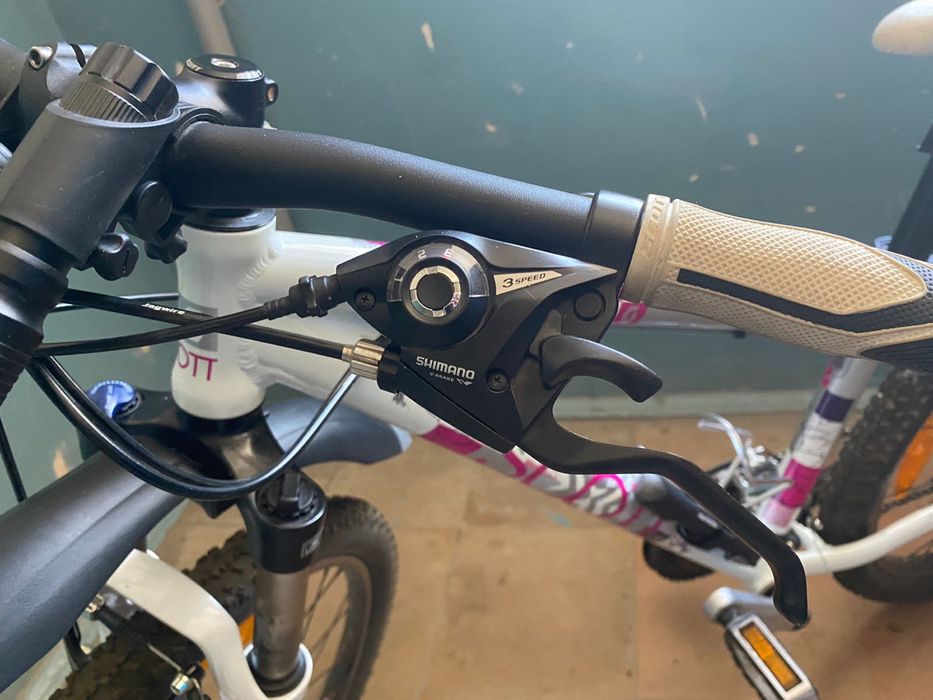 Продам фирменный велосипед SCOTT CONTESSA ACTIVE 50 27.5