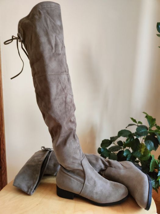 Kozaki zamszowe za kolano r. 39