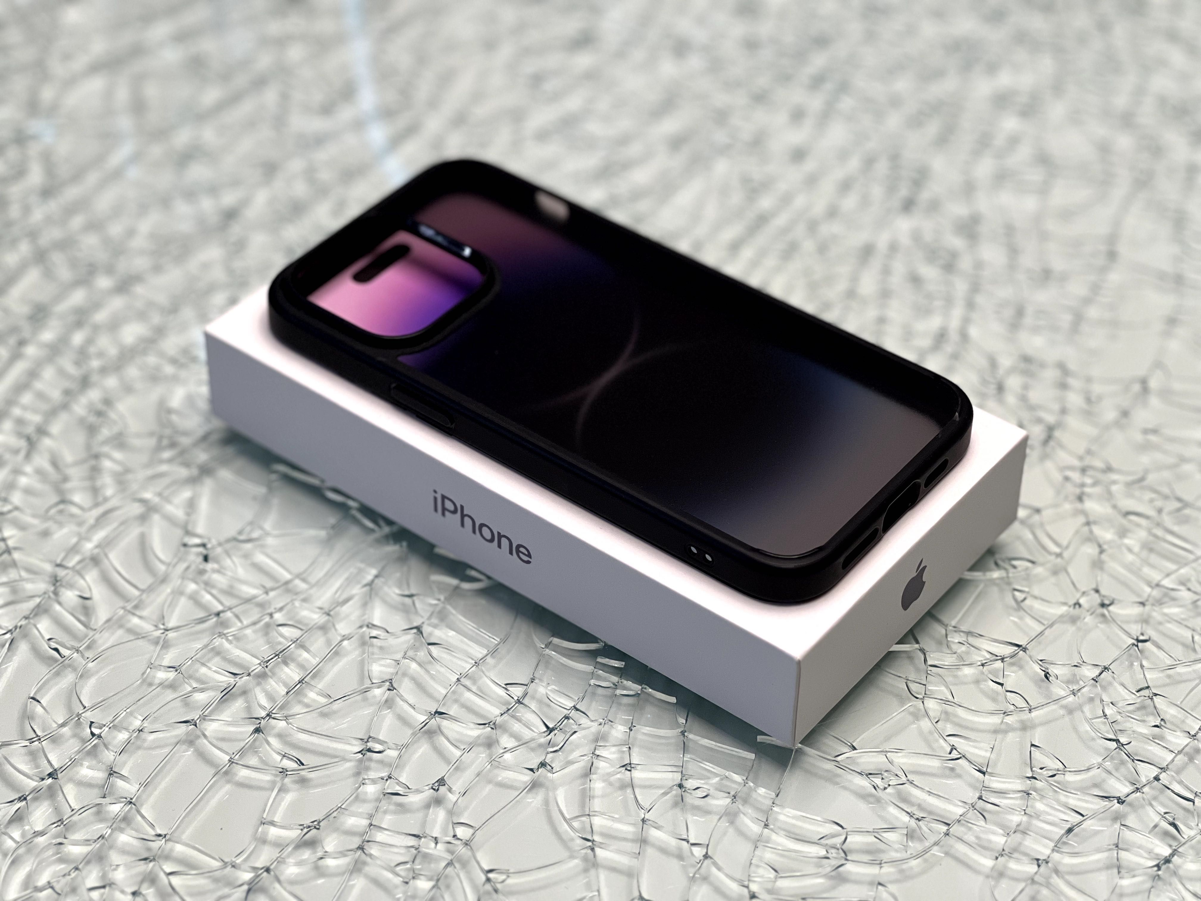 Apple iPhone 14 Pro Max – ekran bez rysek, pokrowiec spigen, pudełko