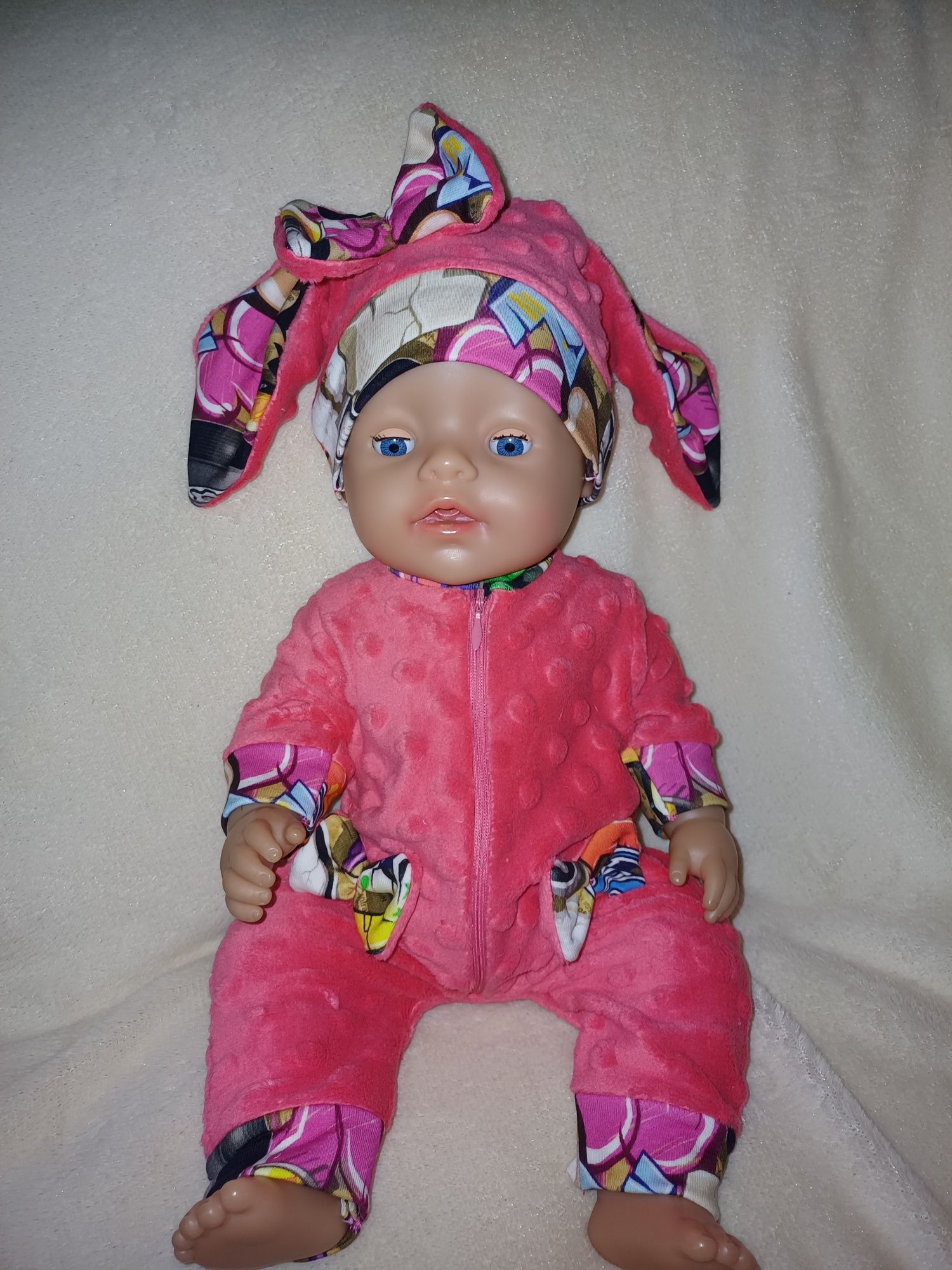 Kombinezon z czapeczką   dla lalki typu baby born lub bobas 40-43 cm