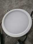 Lampy LED do sufitów podwieszanych