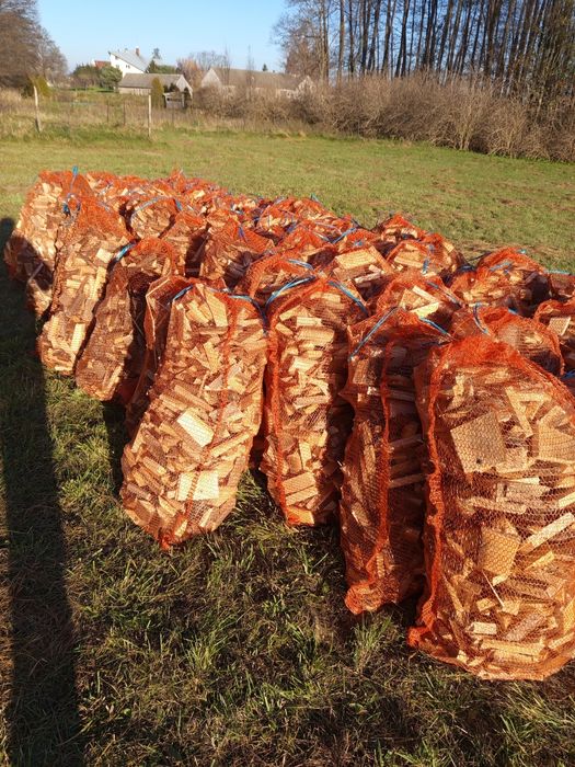 Zrębka opałowa sucha,drewno opałowe,gratis