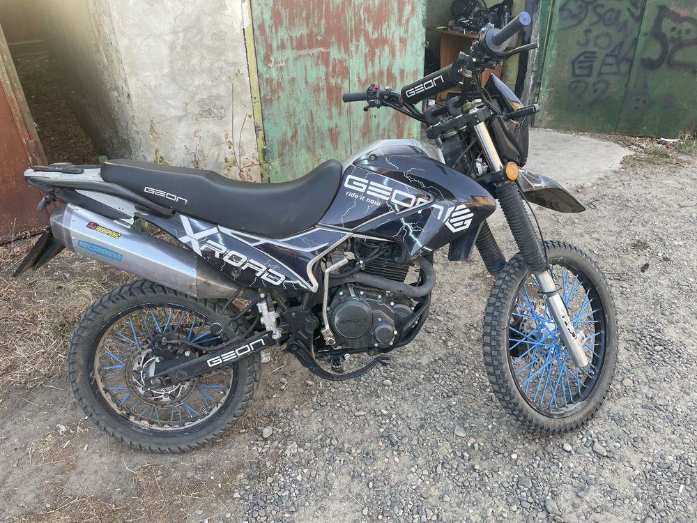 Geon X-ROAD PRO 250