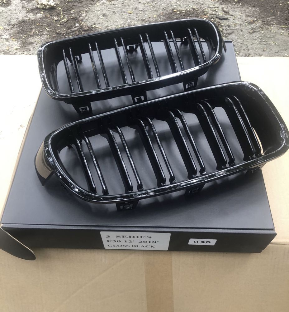 Решетка радиатора ноздри BMW Е70 F10 F30 F15 ф25 E60 Е39 Е46 E90 бмв