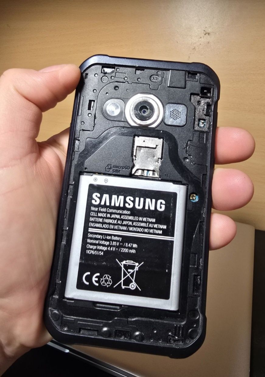 Samsung Galaxy Xcover 3 не баче наших сім