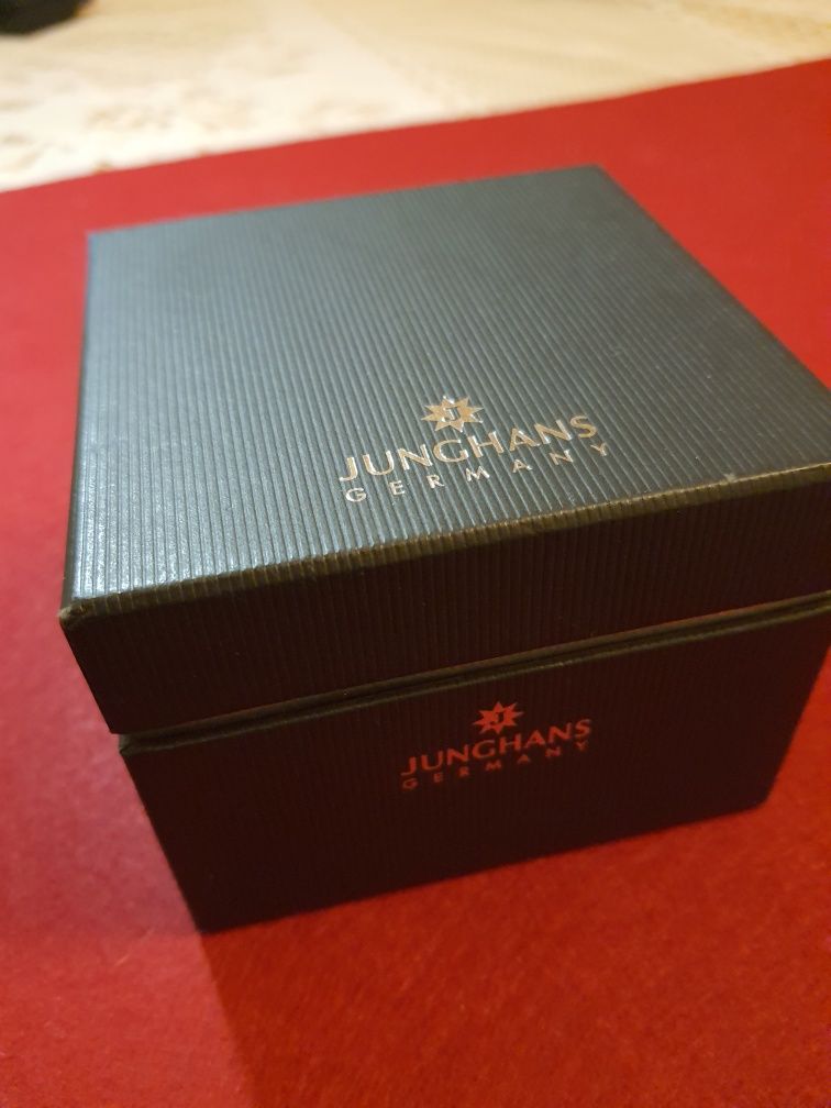 Zegarek Junghans