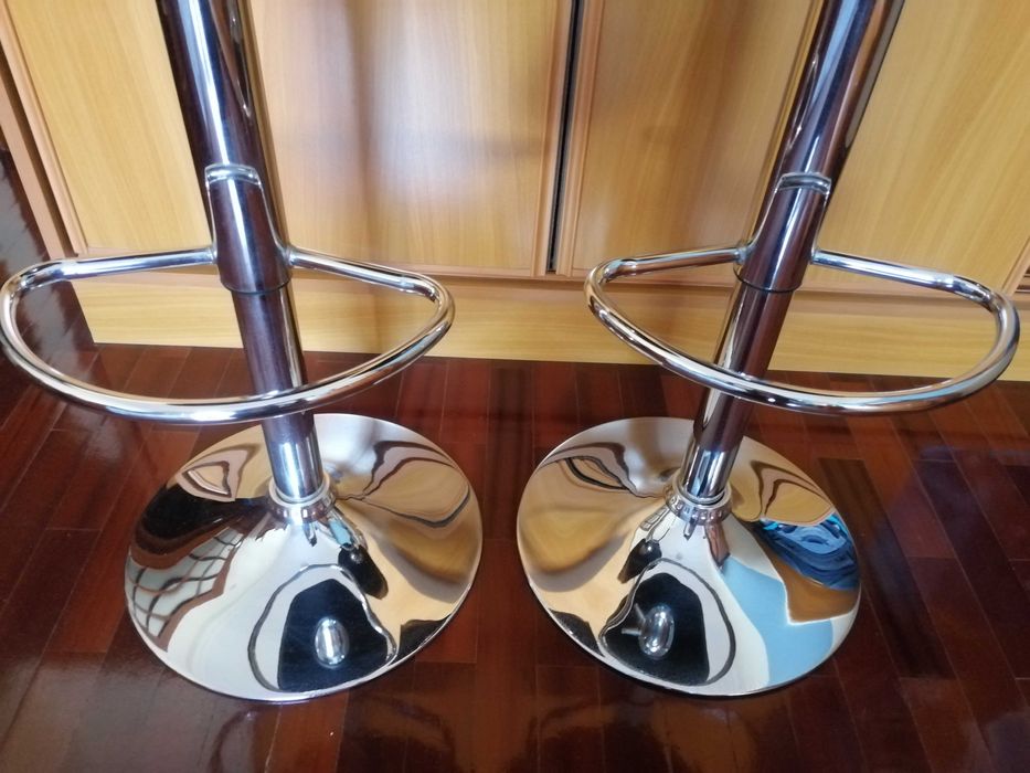 Bancos de bar usados