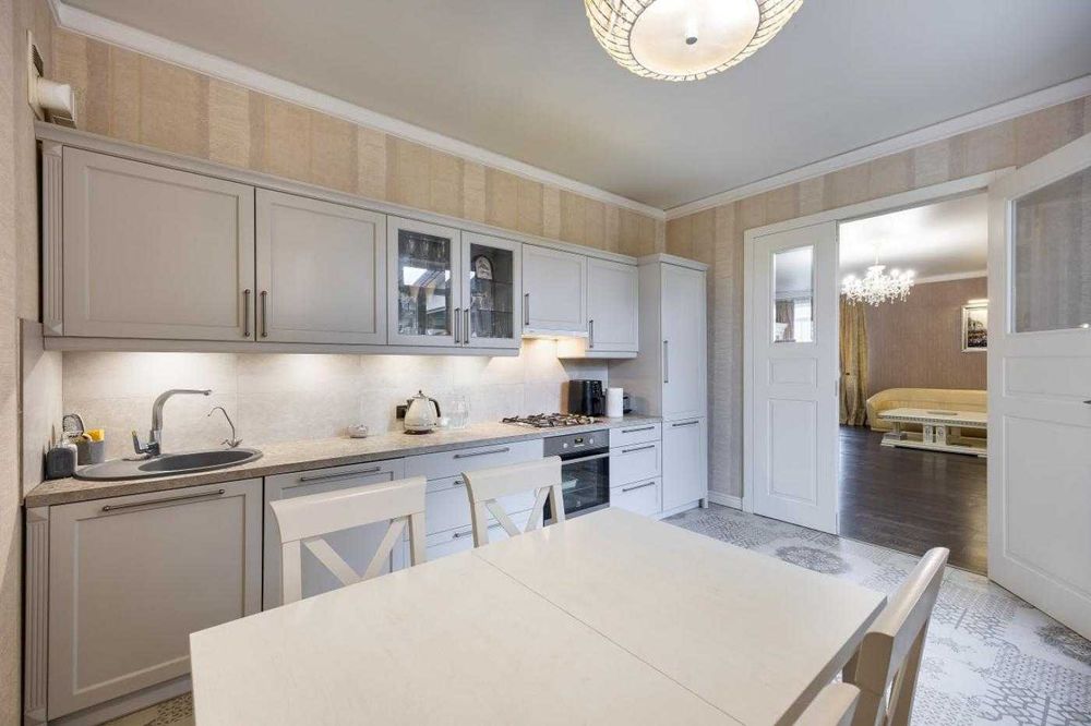 Продаж VIP будинок/БАСЕЙН,сауна,тераса,барбекю/с. Сокільники, Львів