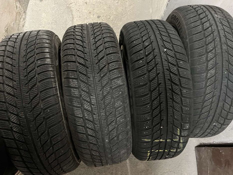 Komplet kół zimowych 205/55R16 – felgi stalowe + kołpaki