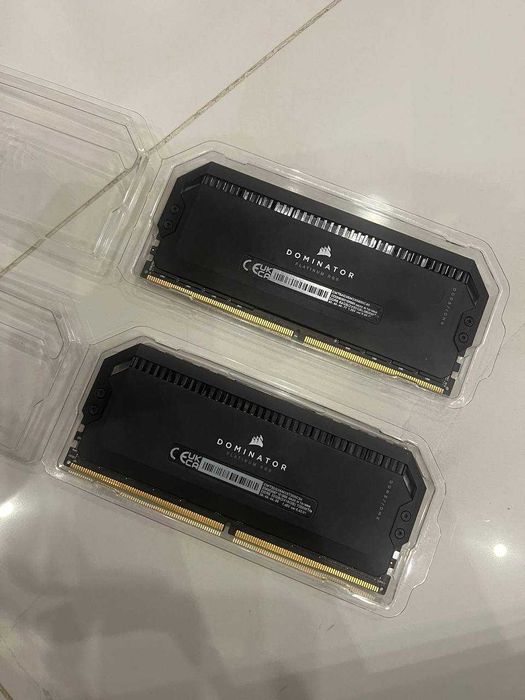 Corsair Dominator Platinum DDR5 48GB (32GB + 16GB) | 6000MHz CL30
