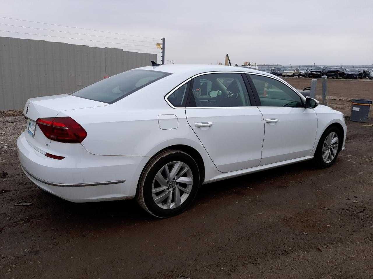 2018 Volkswagen Passat SE