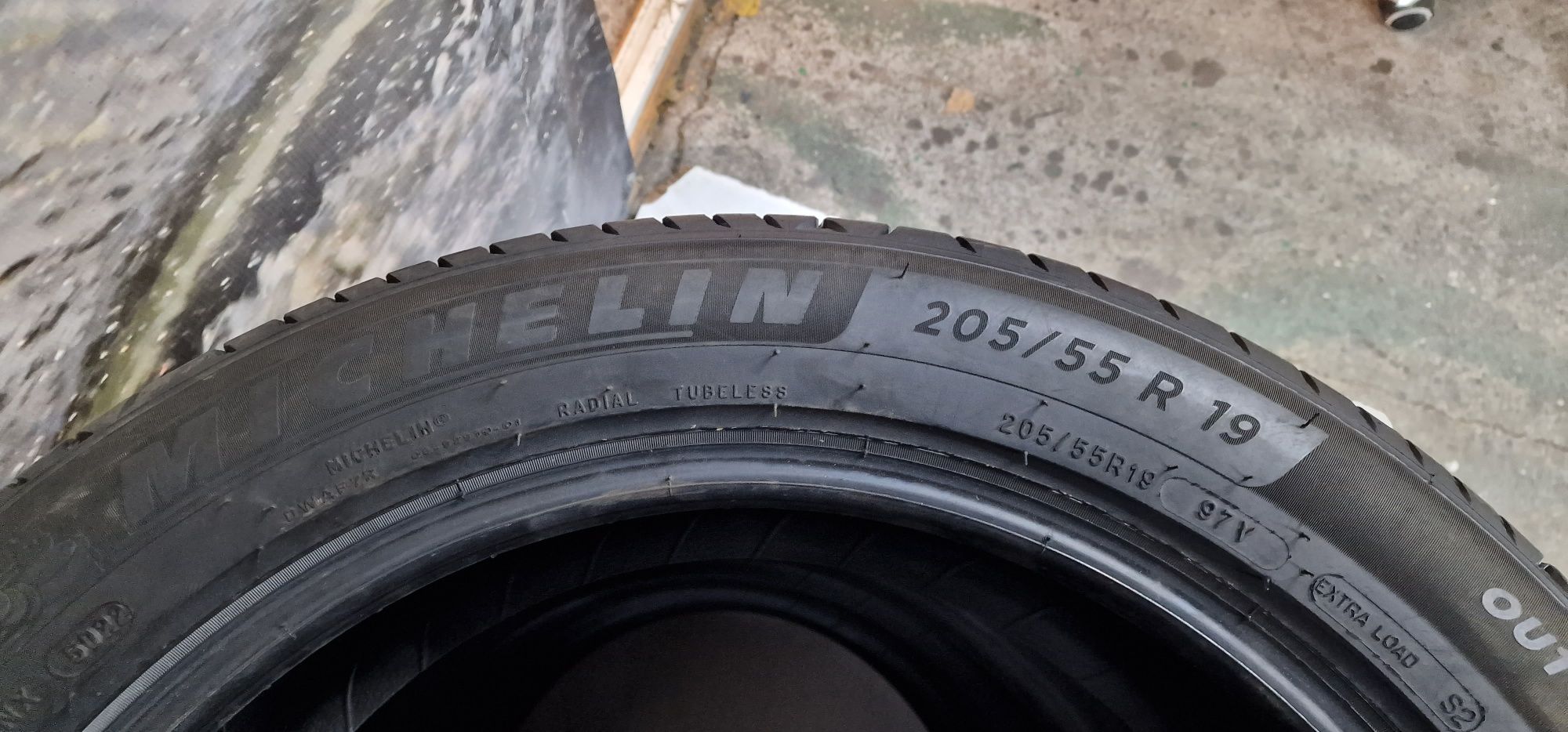 P22 4 x 205/55R19 Michelin e• primacy 97V XL opony letnie demo