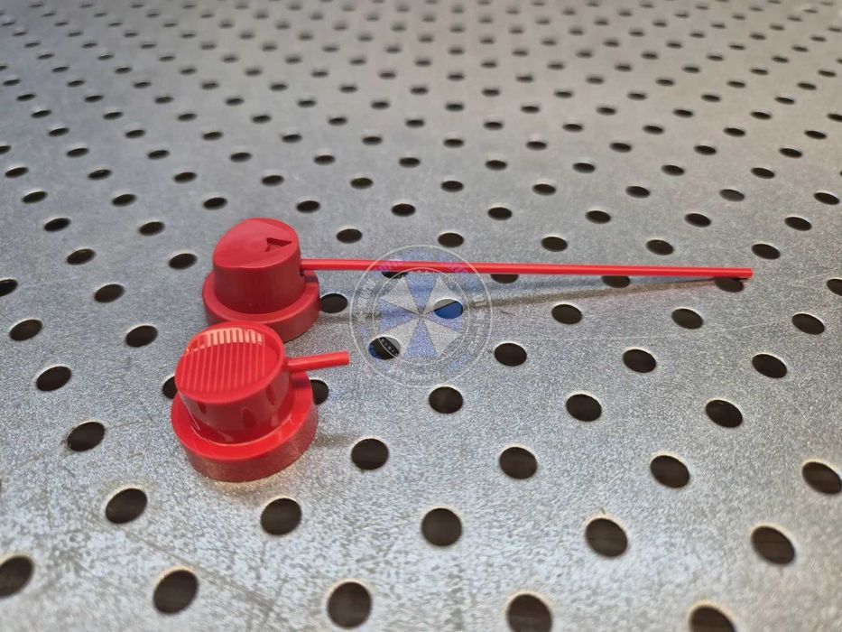 Zmywacz do hamulców 600ml długa dysza