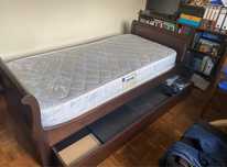 Cama com gavetão