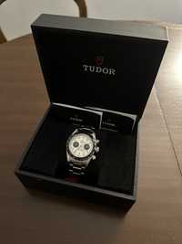 Relogio TDR Black Bay Chrono